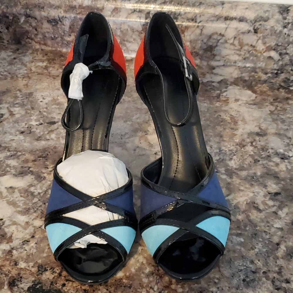 Heels size 8